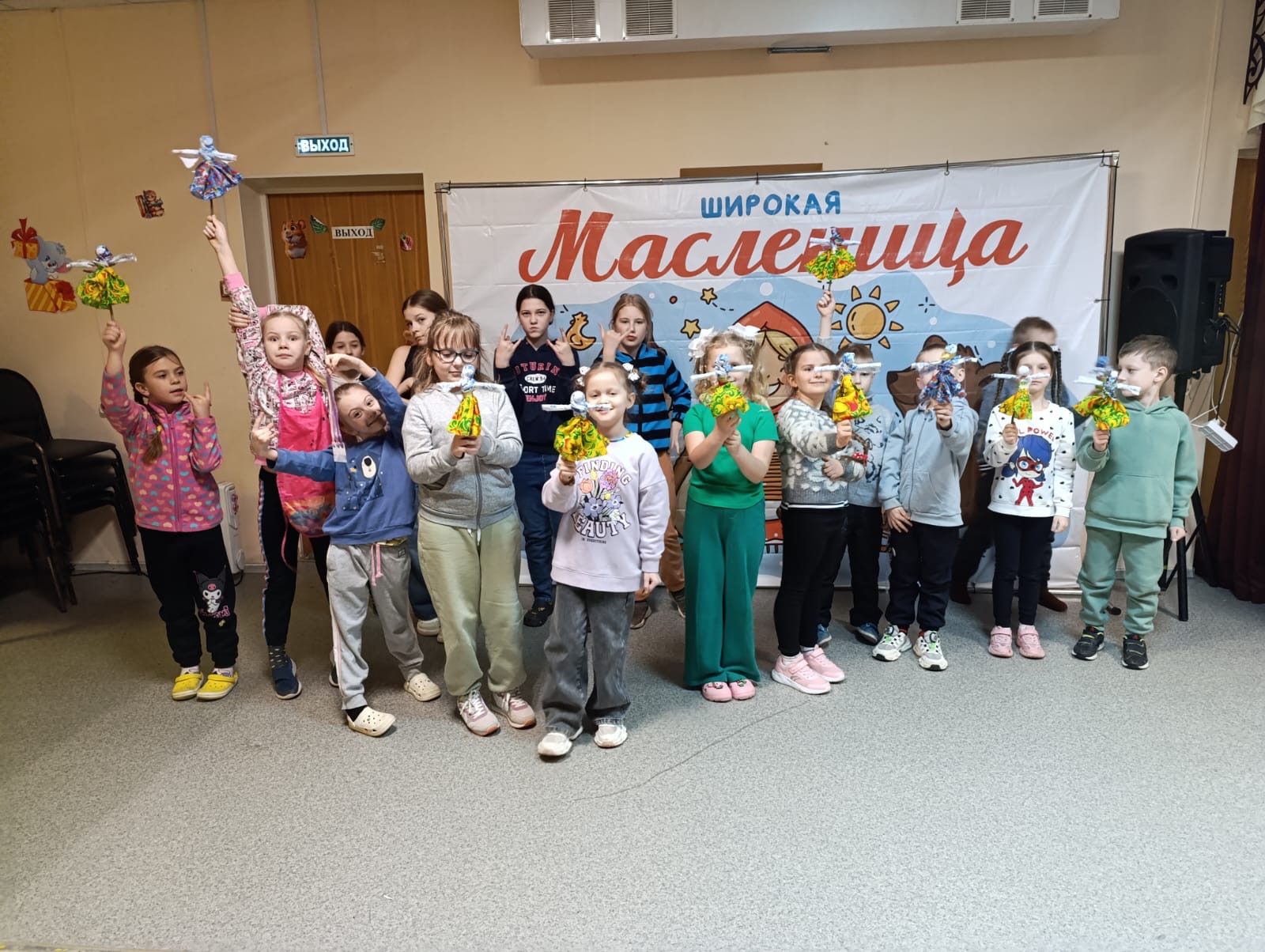 Вы сейчас просматриваете Мастер класс «Масленичная куколка» состоялся в ДК «Полет» М.О. Чехов